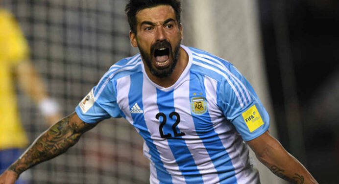 Procurado pelo Fla em 2016, Lavezzi está próximo de ficar livre no mercado