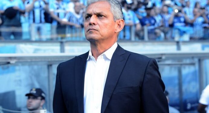 Eduardo Bandeira de Mello garante que Fla não recebeu contato oficial sobre saída de Rueda