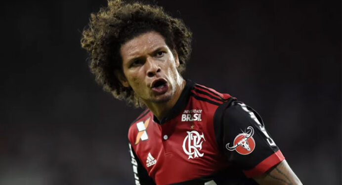 Jornal Extra afirma que Pará e Arão são barrados de treino