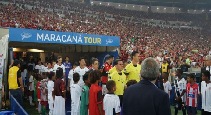 Camilo Coelho: “Eu fui embora do Maracanã feliz ontem!”
