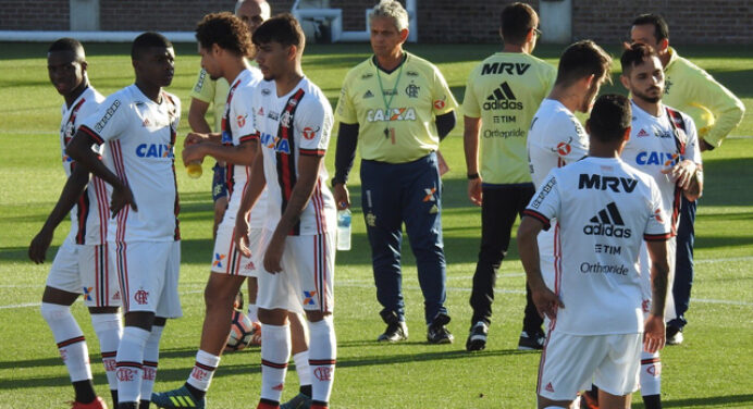 Flamengo descansa e chega inteiro ao último jogo do ano