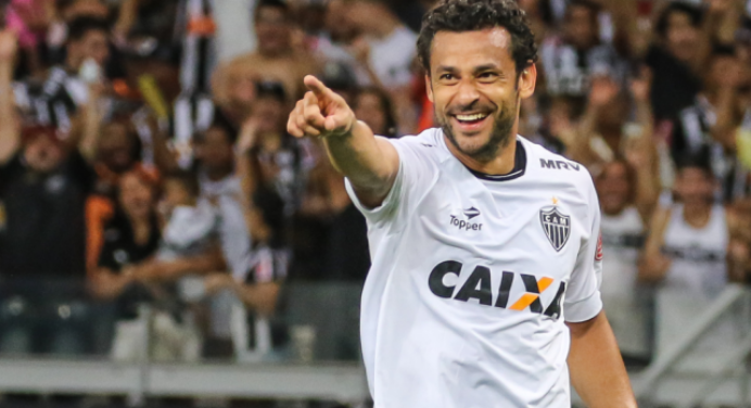 Flamengo emperra e Fluminense intensifica movimentações por Fred