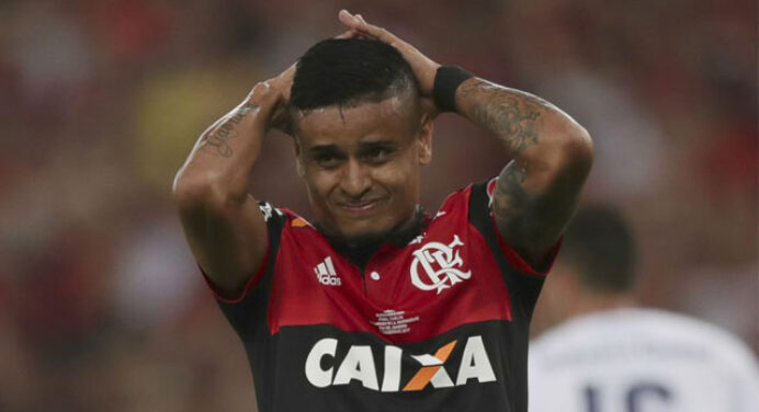 Flamengo confirma: Éverton NÃO foi expulso após o fim da partida