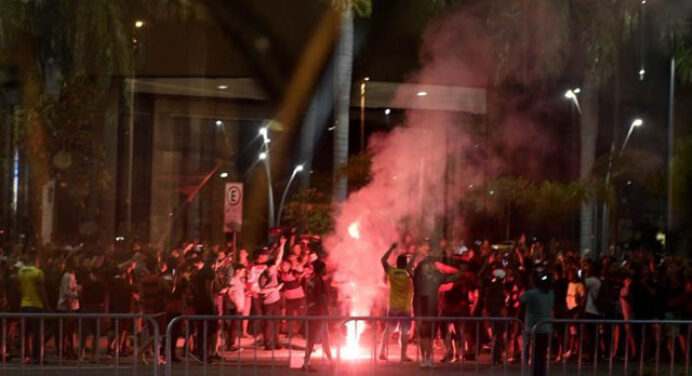 Fla se posiciona sobre manifestações da torcida e informa reforço na segurança