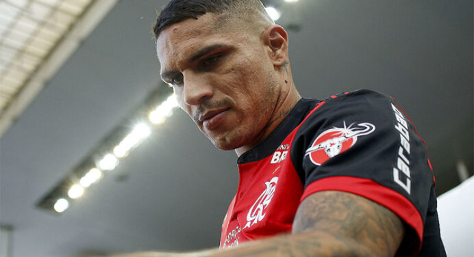 De olho na Libertadores, Fla planeja renovação contratual de Guerrero
