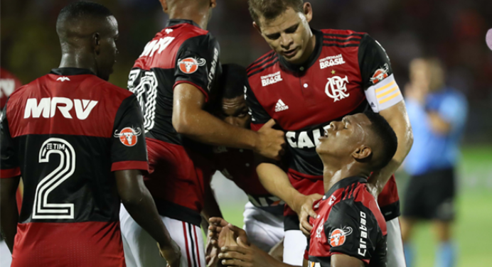 Craque, o Flamengo faz em casa!