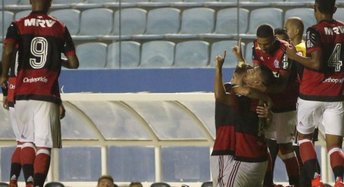 Flamengo encara o Oeste pela Copa São Paulo nesta terça