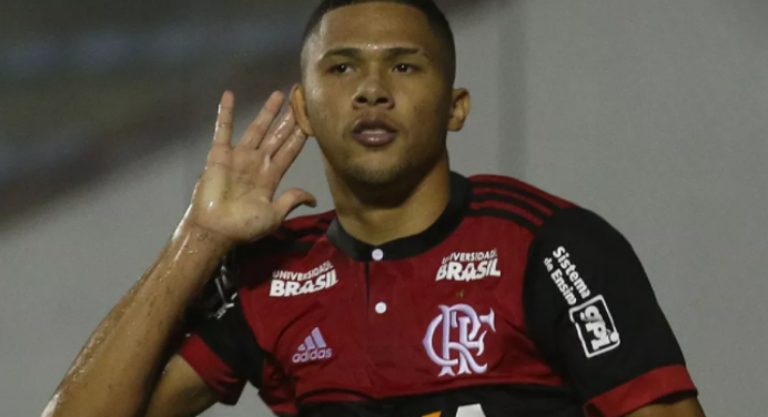 GE: “Do profissional a herói na Copinha: as 72 horas de loucura na vida de Vitor Gabriel”