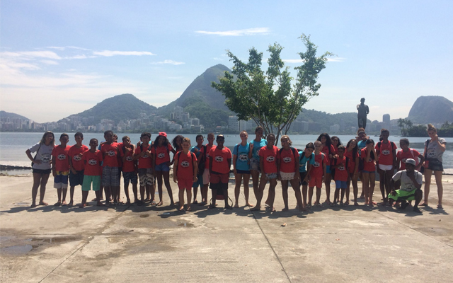 Centro comunitário infantil visita sede da Gávea em projeto social