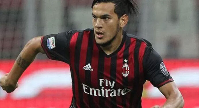 Flamengo está interessado em Gustavo Gómez, zagueiro do Milan, afirmam jornalistas