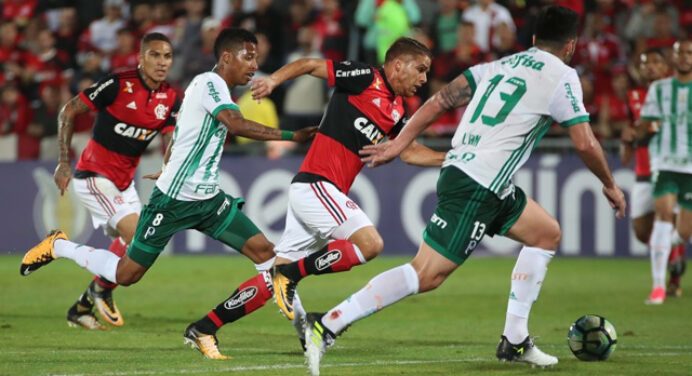 Mengão na rivalidade com Palmeiras pelos maiores títulos do ano