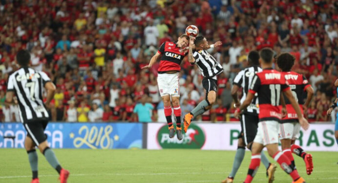 André Rocha: “Botafogo acerta um ataque e está na final. Flamengo não tem repertório”