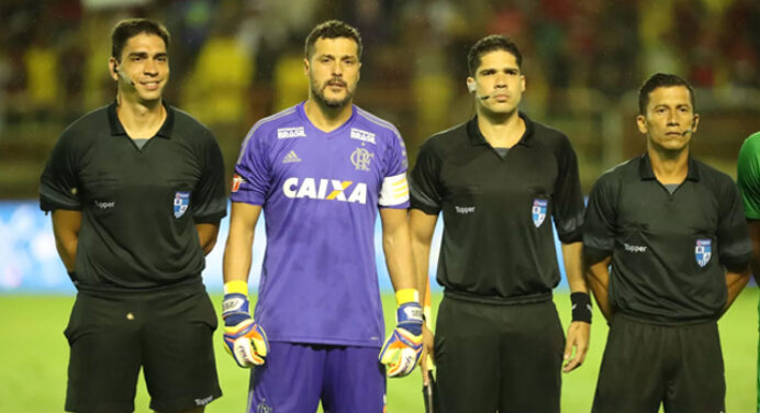 Julio Cesar projeta partida de despedida após o Carioca