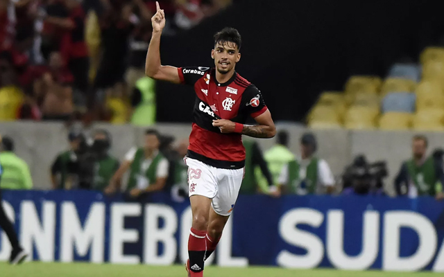 Gol do Mengão! Lucas Paquetá abre o placar aos 16 segundos