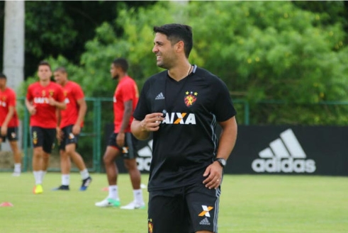 Preparador físico do Sport pede demissão e deve fechar com o Flamengo