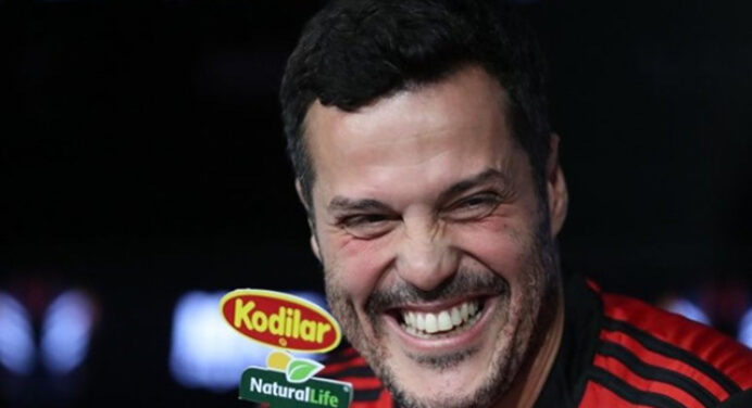 EI: “Da mãe ‘babona’ ao ídolo de infância: Julio Cesar antes de ser o goleiro”