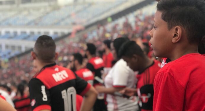 GE: “45 mil em um: a primeira vez de Marquinhos define o treino aberto do Fla”