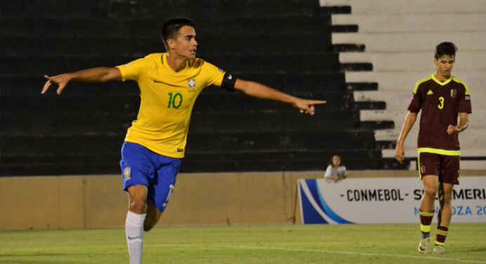 Liverpool negocia com joia do Flamengo