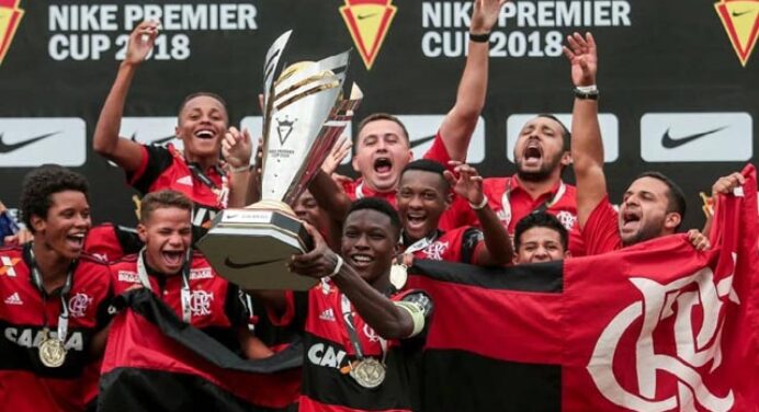 Sub-15 é campeão invicto da Nike Premier Cup e representará o Brasil no mundial da Áustria