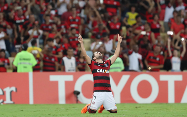 Everton Ribeiro ressalta importância da torcida e convoca Nação para enfrentar o São Paulo