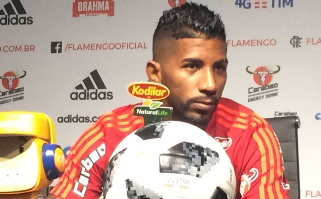 Para Rodinei, Nação Rubro-Negra fez a diferença na vitória do Fla sobre o Emelec