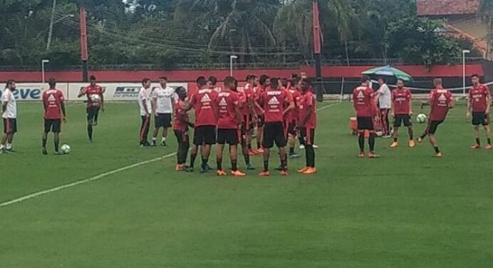 Fla enfrenta Atlético-MG com 12 garotos formados na base