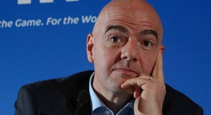 Rodrigo Mattos: “Fifa consulta clubes para definir tamanho de novo Mundial”