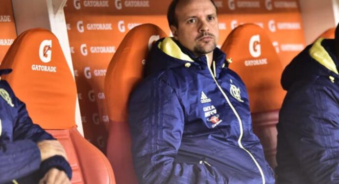 Auxiliar, Mauricio Souza avalia partida do Fla: “Não acho que tivemos uma postura tão devagar”