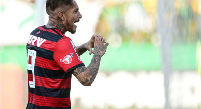 Apesar de surpreendido pela Chapecoense, Flamengo continua líder