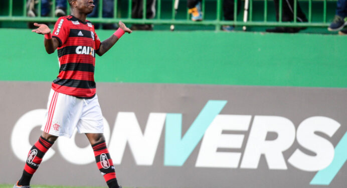 André Rocha: “Vitória da Chape é mais uma prova do mito do “elenco forte” no Flamengo”