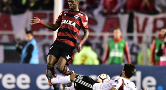 Cotação do Flamengo para título da Libertadores caiu após empate com o River Plate