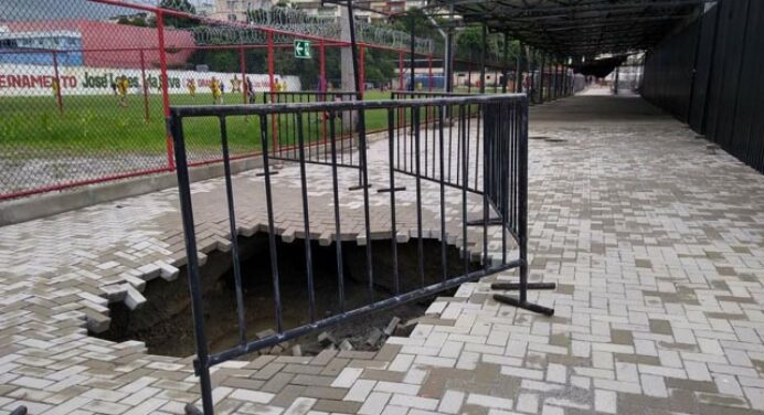 Fotos mostram problemas além dos refletores na Ilha do Urubu