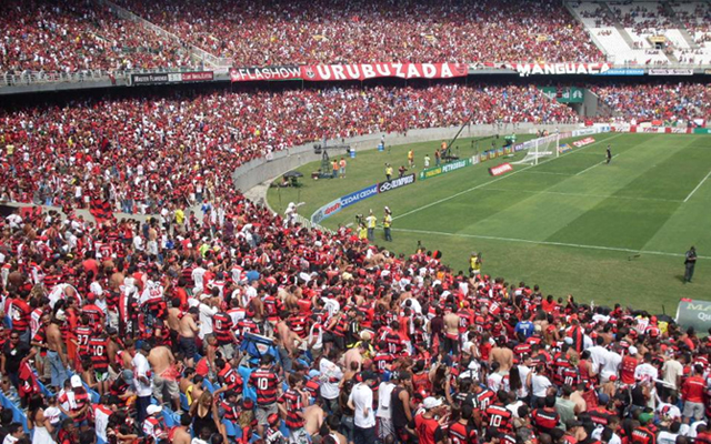 Restam menos de 17 mil ingressos para clássico contra o Corinthians