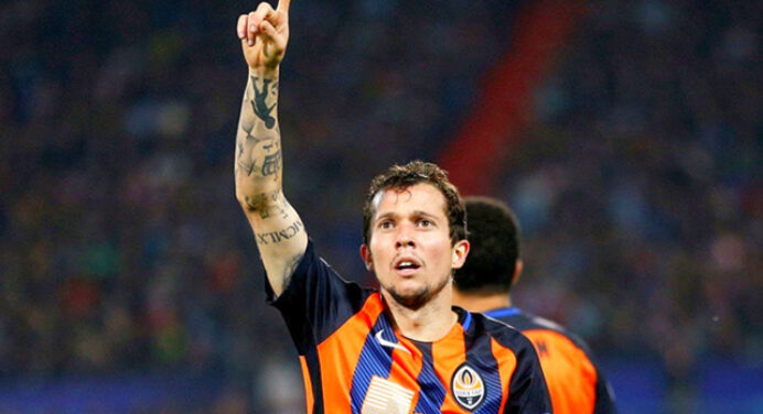 Tem vaga? Bernard não renova com o Shakhtar e pode se transferir sem custos