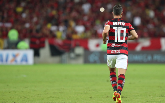 Diego leva torcedores do Flamengo a loucura com publicação em rede social