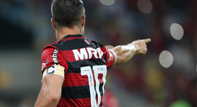 Flamengo desafia o favorito Palmeiras em São Paulo