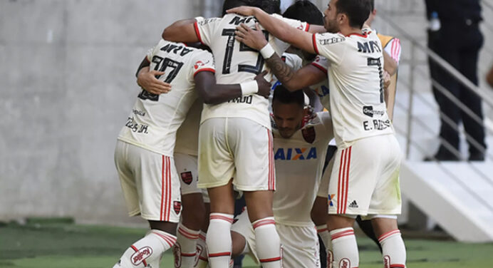 GE: “Líder, Fla busca velho estilo, mordendo e criando, e tem ponto de equilíbrio em Renê”