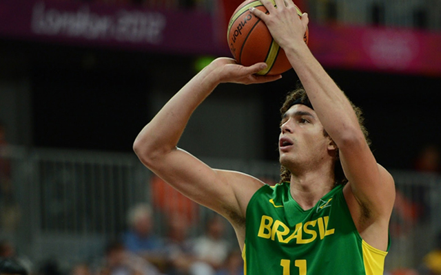 Anderson Varejão e Johnatan Luz em quadra novamente pela seleção brasileira