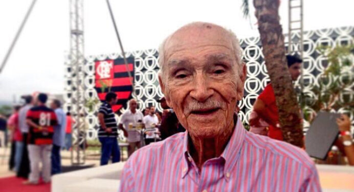 Primeiro goleiro profissional do Flamengo morre aos 105 anos