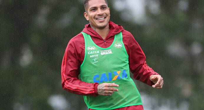 Inter espera finalizar negociação com Guerrero ainda neste sábado