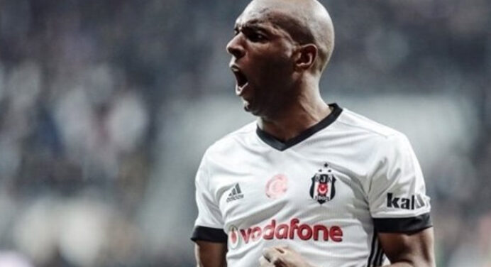 Besiktas aceita proposta por Babel, mas forma de pagamento ainda é entrave