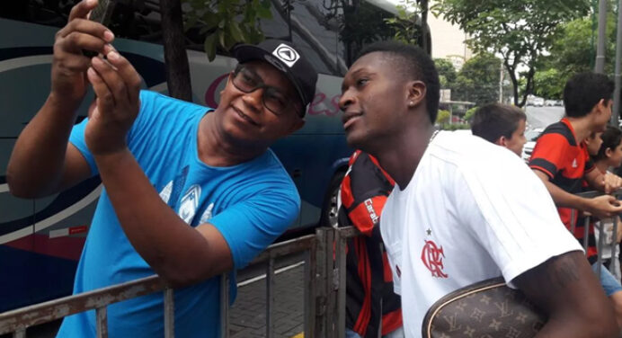 GE: “Efeito Vinicius: paciência é exemplo para Fla confiar em sucesso de Marlos Moreno”