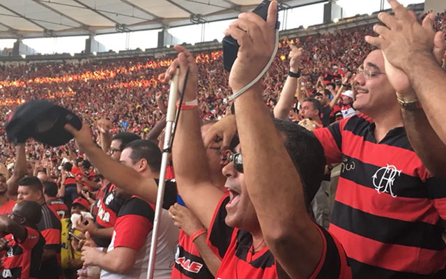 GE: “Seguindo o líder em som, tato e coração: um ângulo especial da vitória do Flamengo”