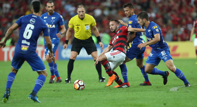 Agora ficou perigoso! Cruzeiro vence no Maracanã e quebra a banca do Flamengo na Libertadores