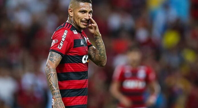 Guerrero pede vaga em rival do Flamengo