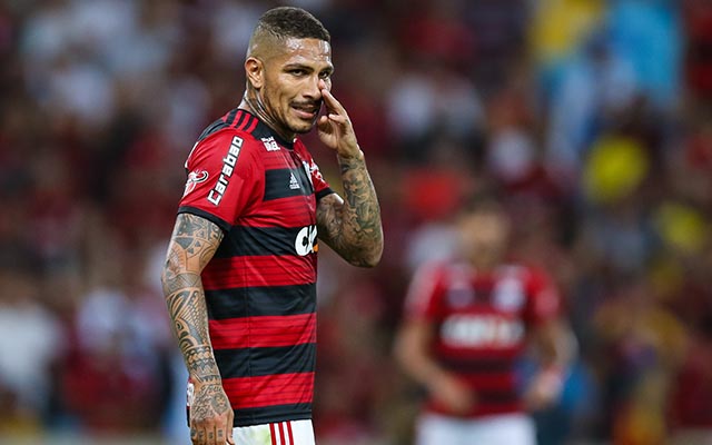 Sem clube desde outubro, Paolo Guerrero é oferecido para rival do Flamengo