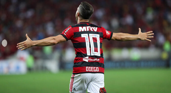 Uol: “Gol de Diego é sinal de vitória tranquila para o Flamengo em 2018”