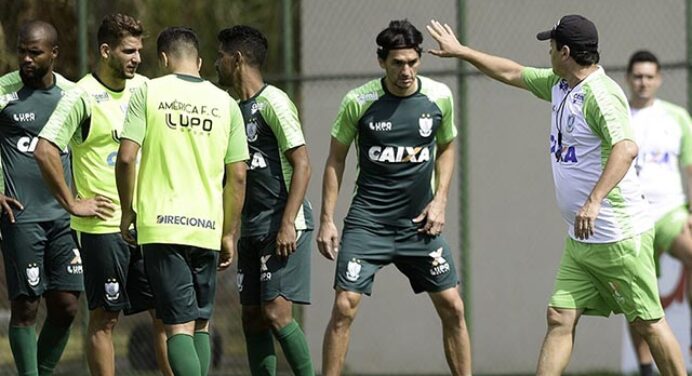 De olho no rival: América-MG terá desfalques importantes contra o Fla