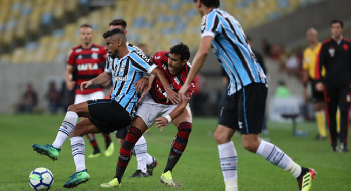 André Rocha: “Desta vez o Grêmio foi o “arame liso”. Flamengo passa no limite das forças”