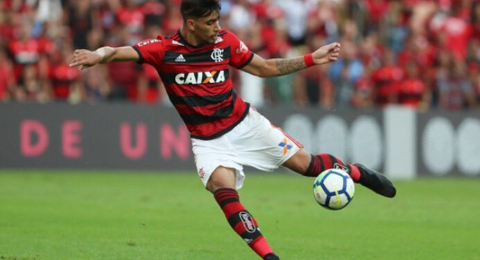 “Não terá problemas de adaptação”, diz ídolo do Milan sobre Paquetá